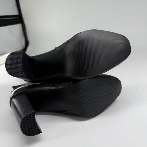 Black Leather Heeled Ankle Boots With Back Zippers - Size 8M - Picture 5 of 9